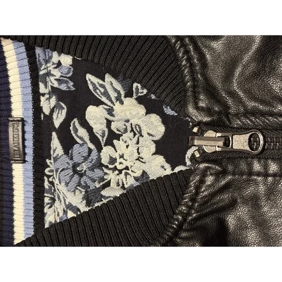 BLANKNYC Women's Faux Leather Moto Reversible Floral Jacquard Jacket Size Medium - Picture 9 of 16
